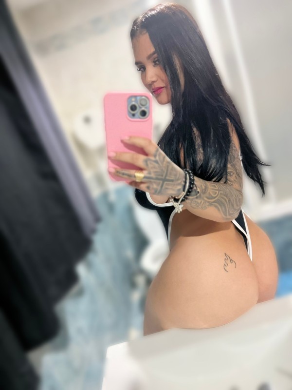 Estoy disponible de día y parte de la noche en poco días me iré