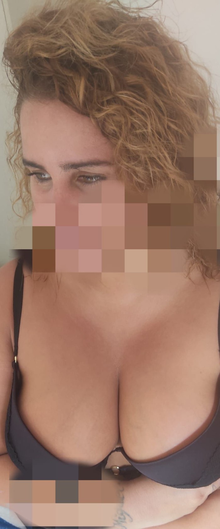 SANDRA ESPAÑOLA CURVY VOLUPTUOSA PECHOS XL SÚPER ATRACTIVA