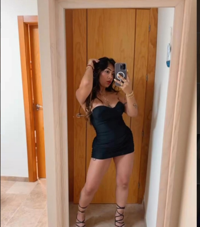 CACHONDA CON MUCHAS GANAS