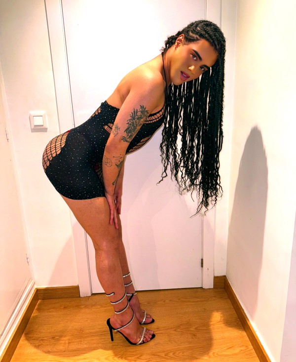 Morena latina fogosa