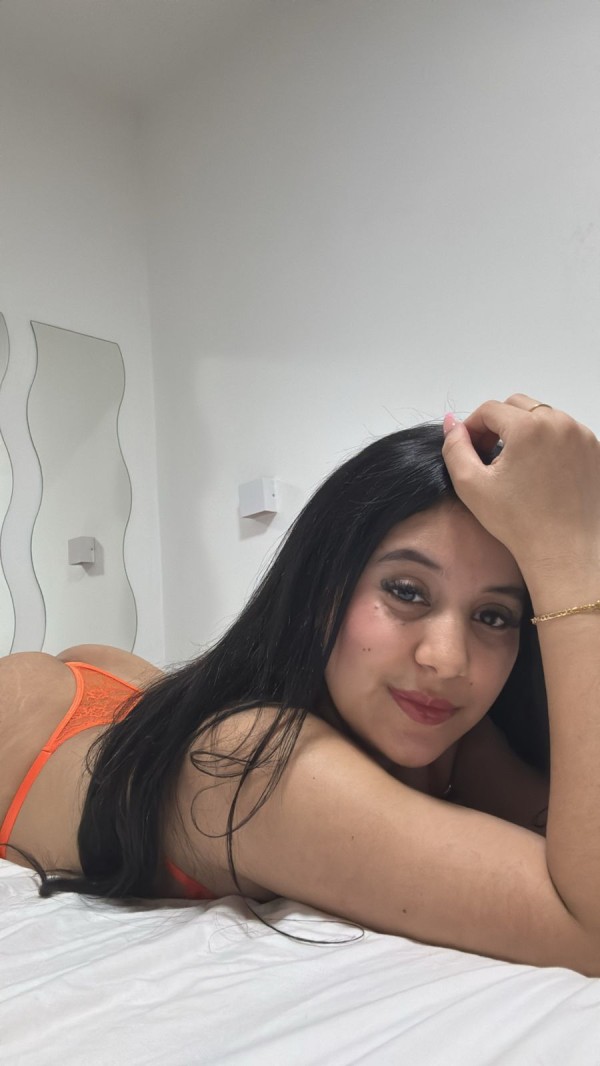 VIOLETA Ardiente Colombiana Jovencita y Placer Novedad en pamplona