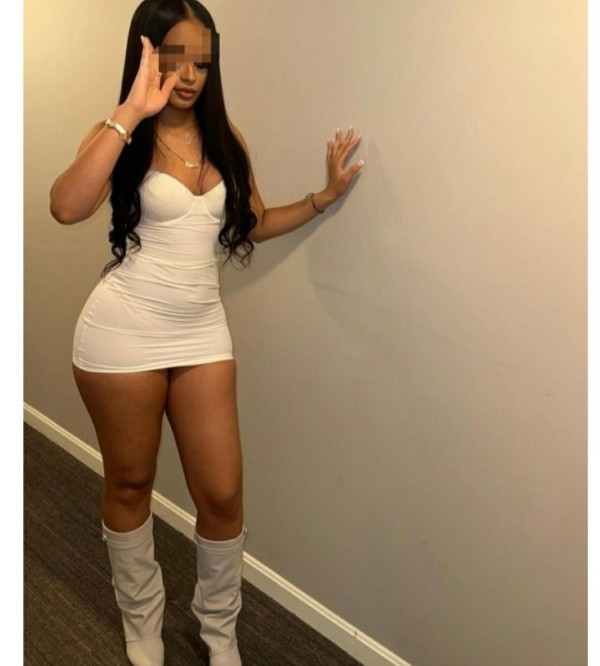 Joven muy guapa y cachonda paraguaya 22añitos