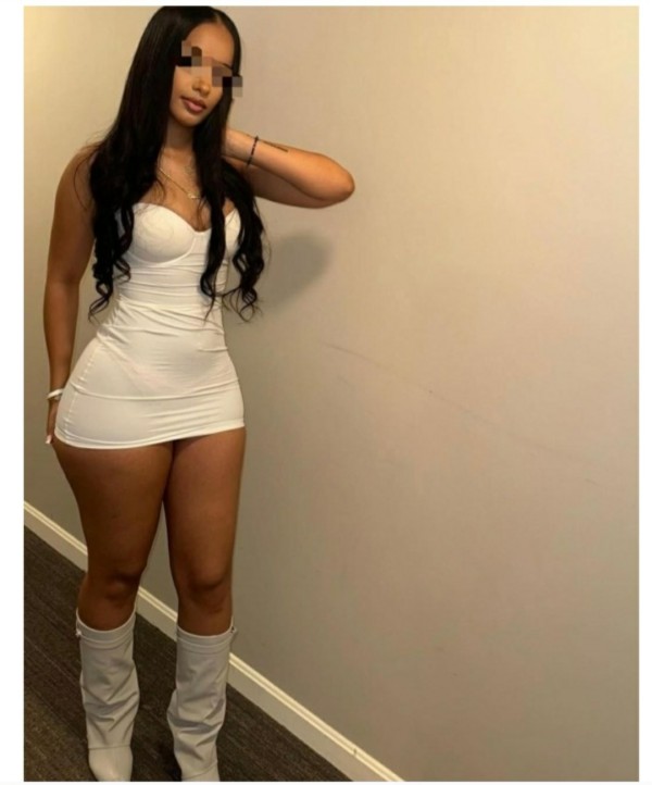 Joven muy guapa y cachonda paraguaya 22añitos