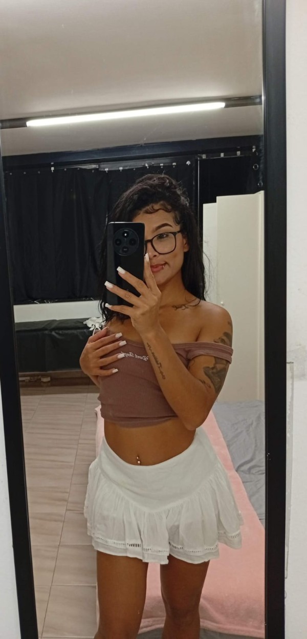 Joven nueva top