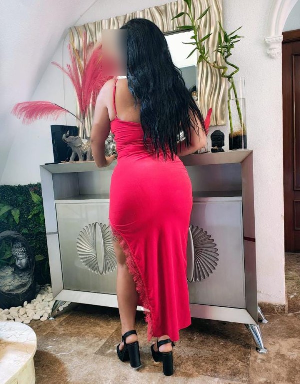 LUCIA SEVILLANA 25 AÑOS PROVOCACION