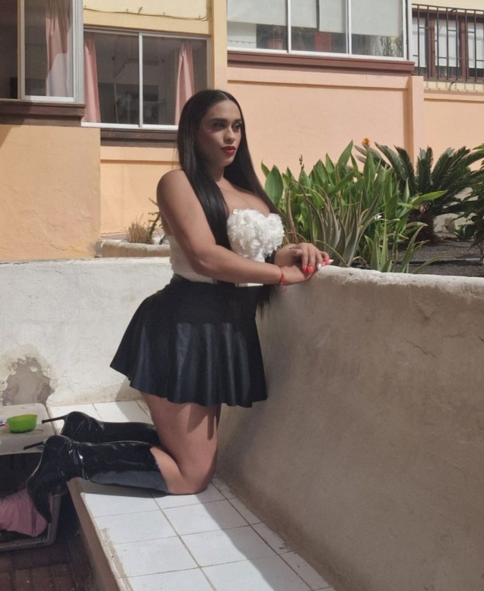 Hola mis amores. Soy koral chica trans encantadora