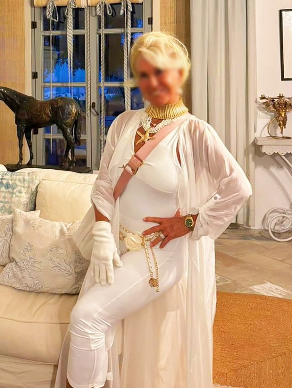 NORMA UNA DAMA ESPAÑOLA CON CLASE