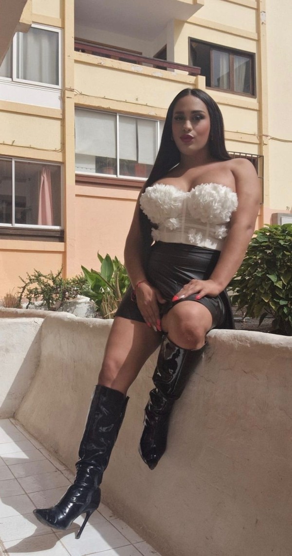 Hola mis amores. Soy koral chica trans encantadora