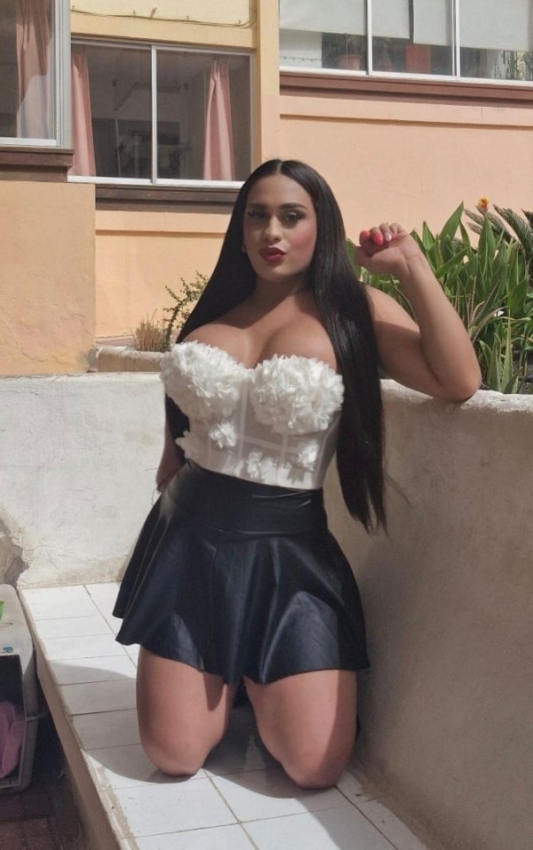 Hola mis amores. Soy koral chica trans encantadora