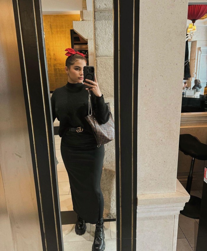 Karla, venezolana ardiente en 7 Palmas lista para ti