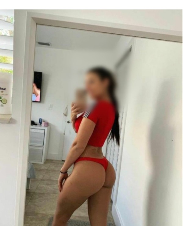 POR UNA SEMANA EN LA CIUDAD FLAQUITA JOVENCITA