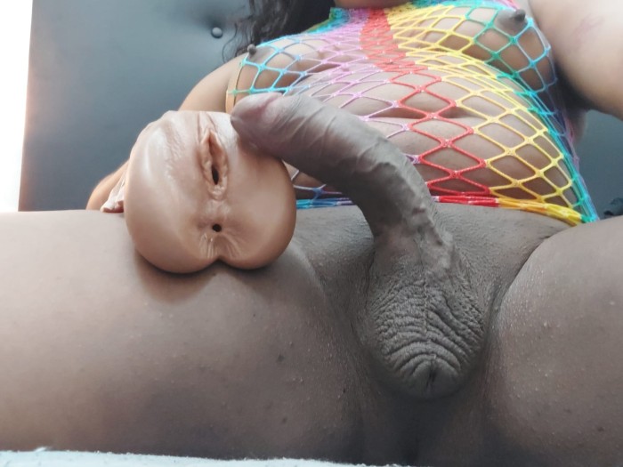 Trans colombiana muy complaciente y femenina