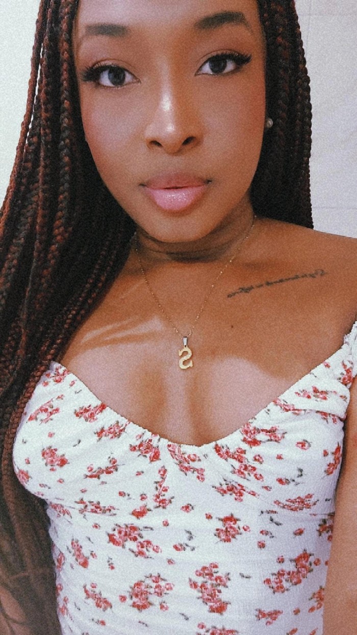 Trans colombiana muy complaciente y femenina