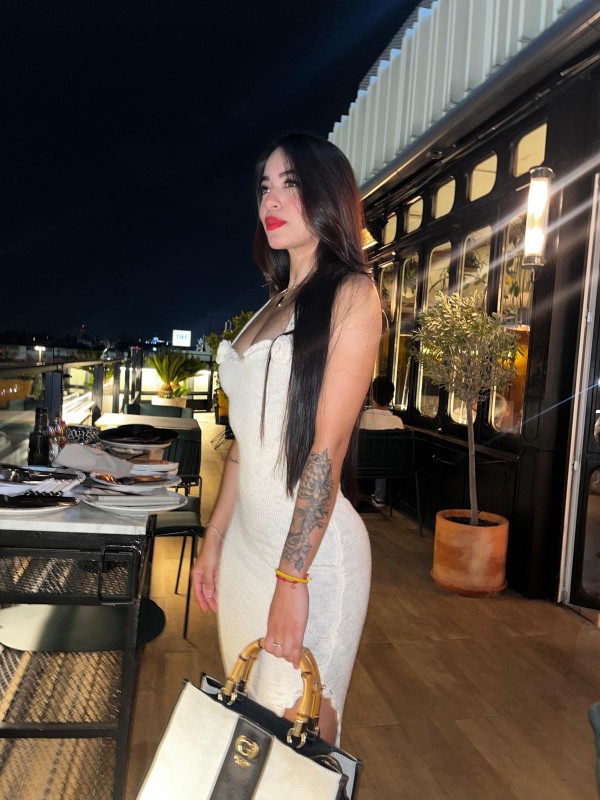 SALIDAS HA PISOS/HOTEL QUE SIGA LA FIESTA