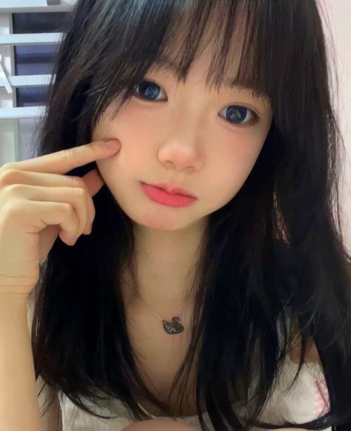 JÓVENES BELLEZAS ASIÁTICAS EN USERA – 651897772