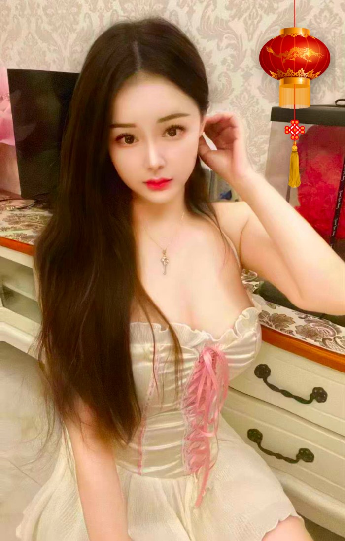 JÓVENES BELLEZAS ASIÁTICAS EN USERA – 651897772