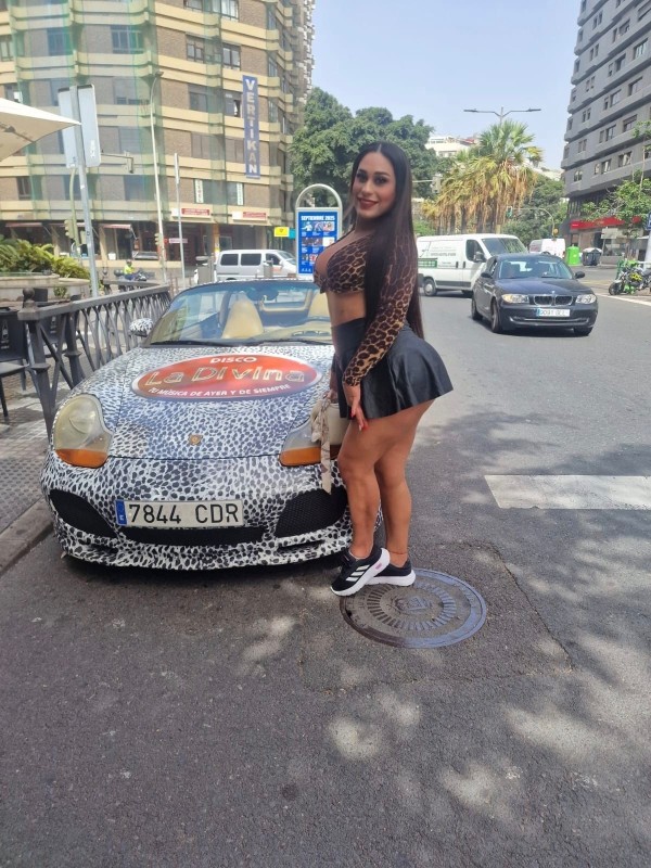 Hola chicos busco hombres wuarro que den culopolla