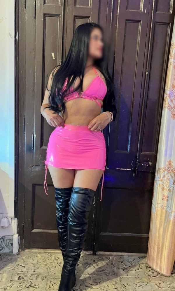 LINDA JOVENCITA CARIÑOSA Y COMPLACIENTE