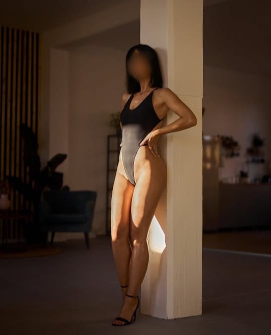 ESTHER MASAJISTA gabinete privado