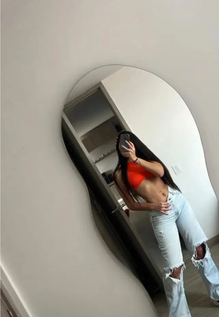 Sara, colombiana ardiente en Villaverde