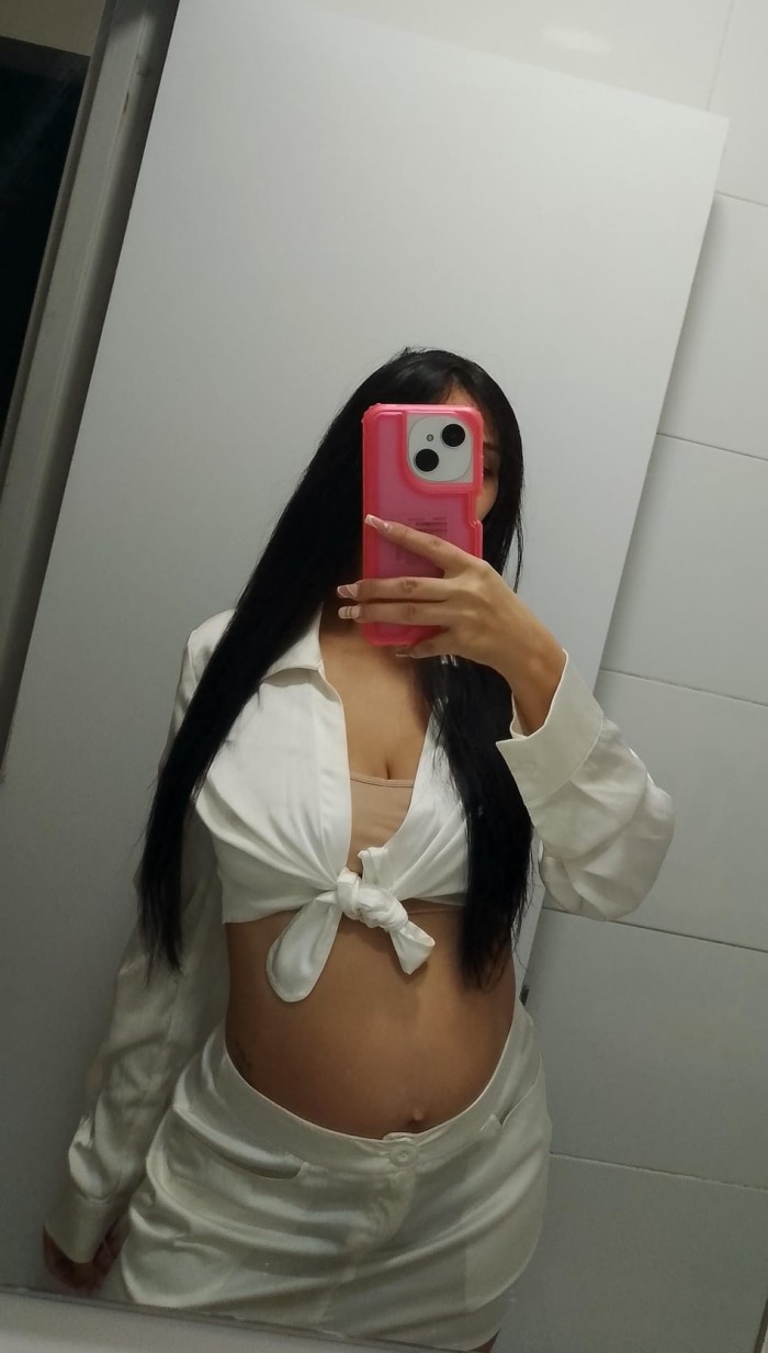 CARIÑOSAS Y ACTRACTIVAS LATINAS ADICTAS AL SEXO 24
