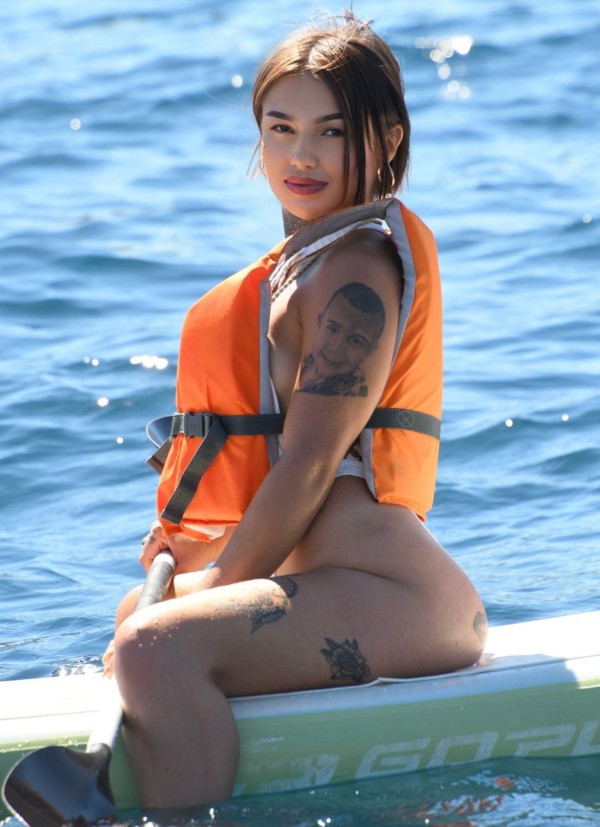 Estoy guapa,te espero..y tengo ganas de conplacerte