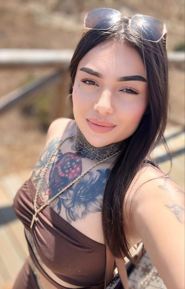 Estoy guapa,te espero..y tengo ganas de conplacerte