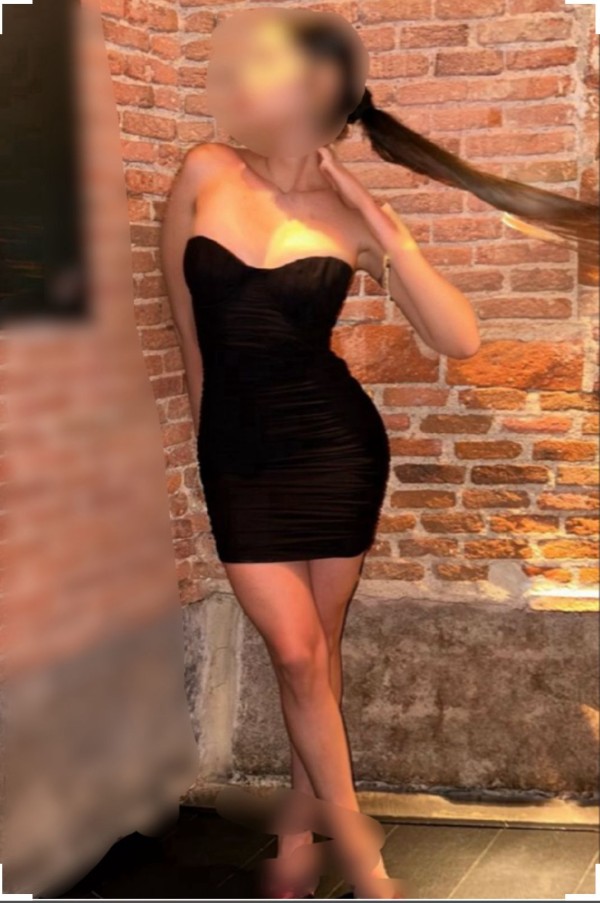 SOY TODO LO QUE NECESITAS ,LUNA TB SALIDAS Y HOT