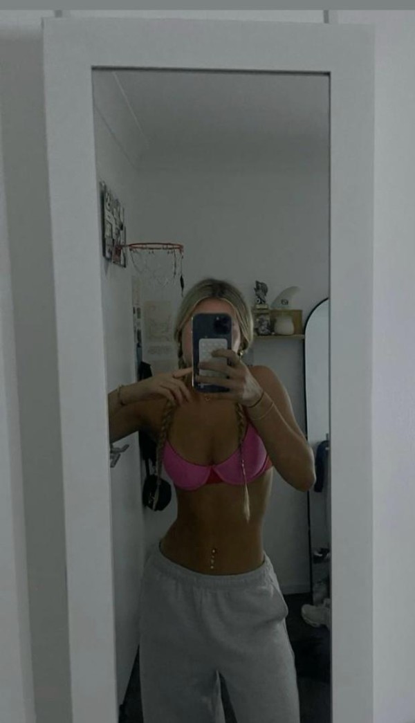 Patri las mejores videollamadas, vídeos y SEXTING!!