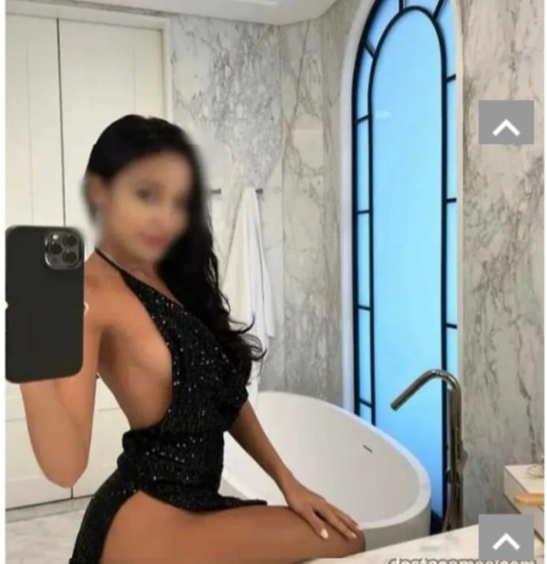 SILVIA  ELEGANTE HERMOSA DELICADA fiestera