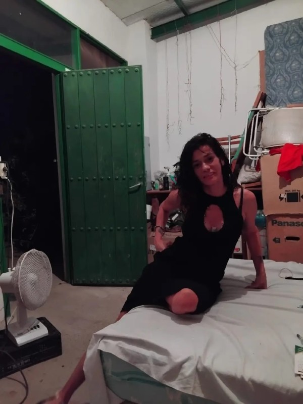 Estoy de paso x Ocaña no tengo sitio.llamame