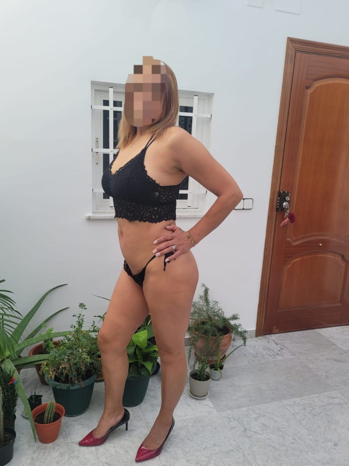 Ven vamos a disfrutar de un placentero rato