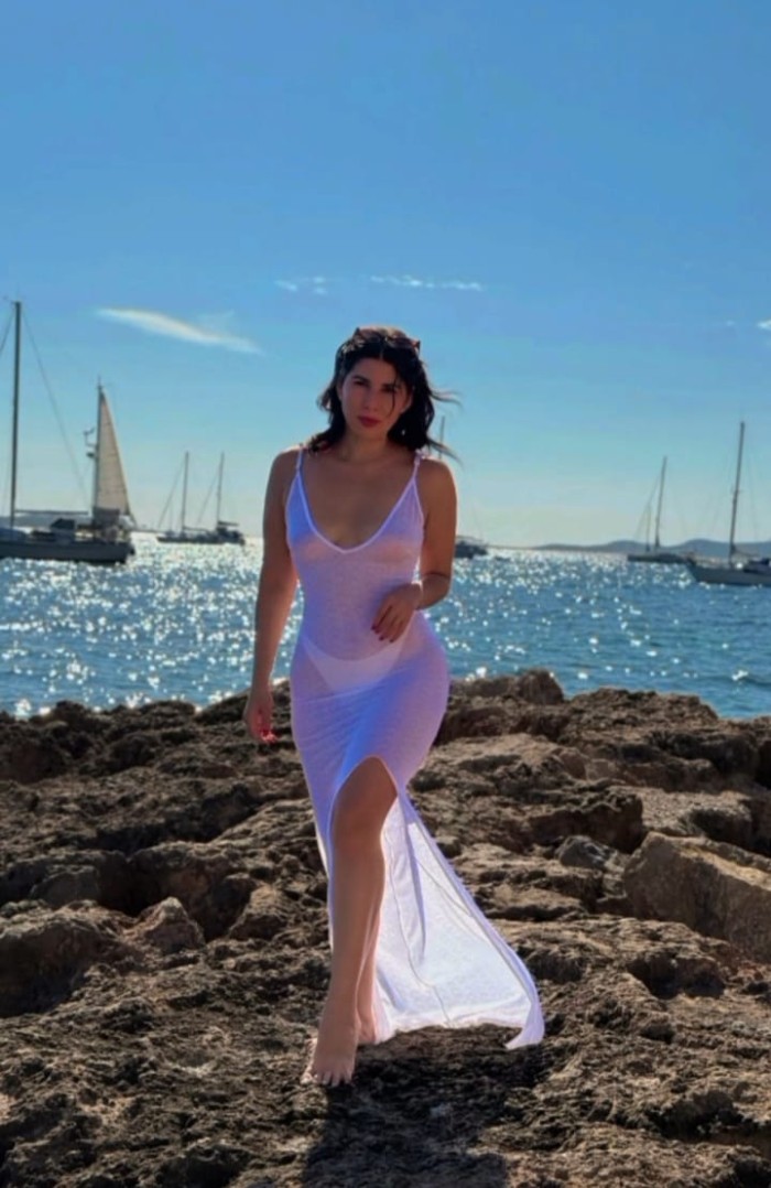 TU AMANTE MÁS SENSUAL EN IBIZA