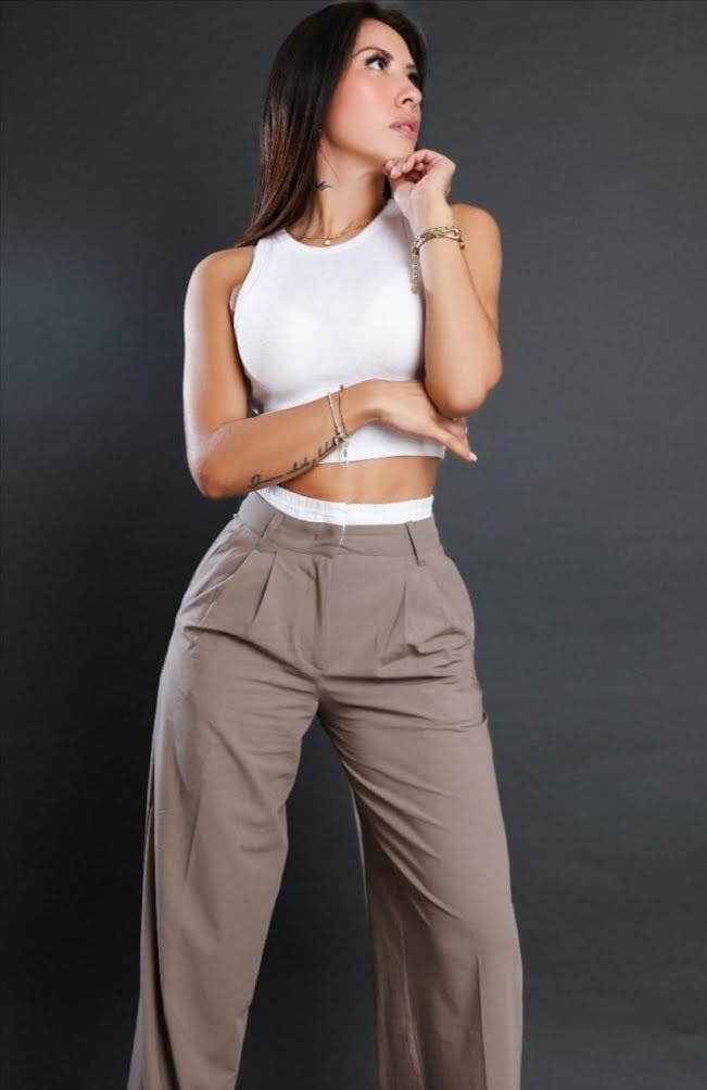 SALIDAS HA DOMICILIOS/HOTEL NOS VAN LAS FIESTAS