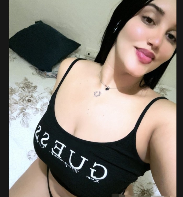 Hermosa venezola, quieres pasarla bien?