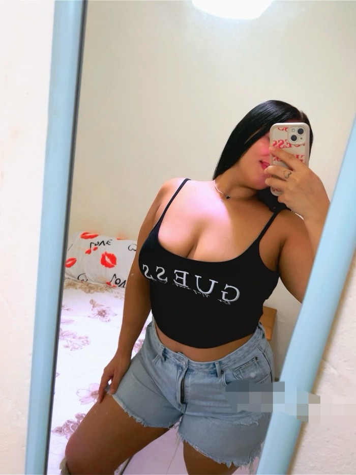 Hermosa venezola, quieres pasarla bien?