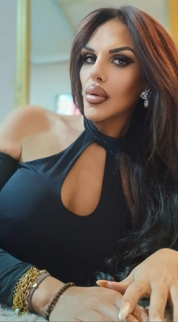 Hagamos magia estare encantada de complacerte