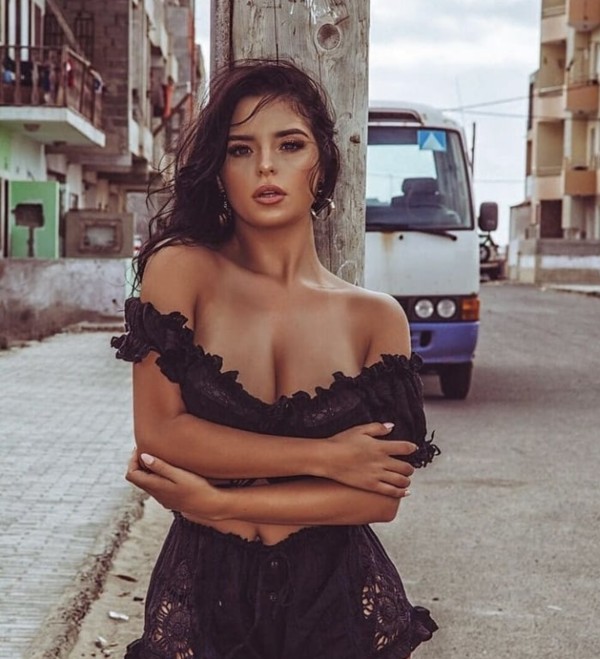 Nueva Ucraniana guapa