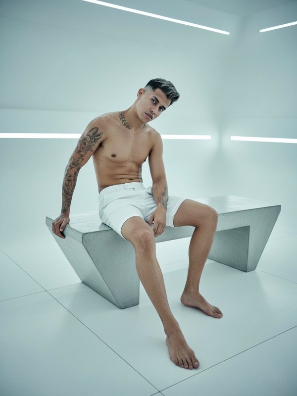 Aron Latino Recién Llegado A Madrid