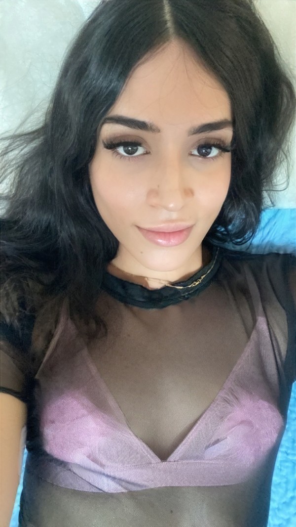 Alice chica trans joven y complaciente nueva en tu ciudad!!