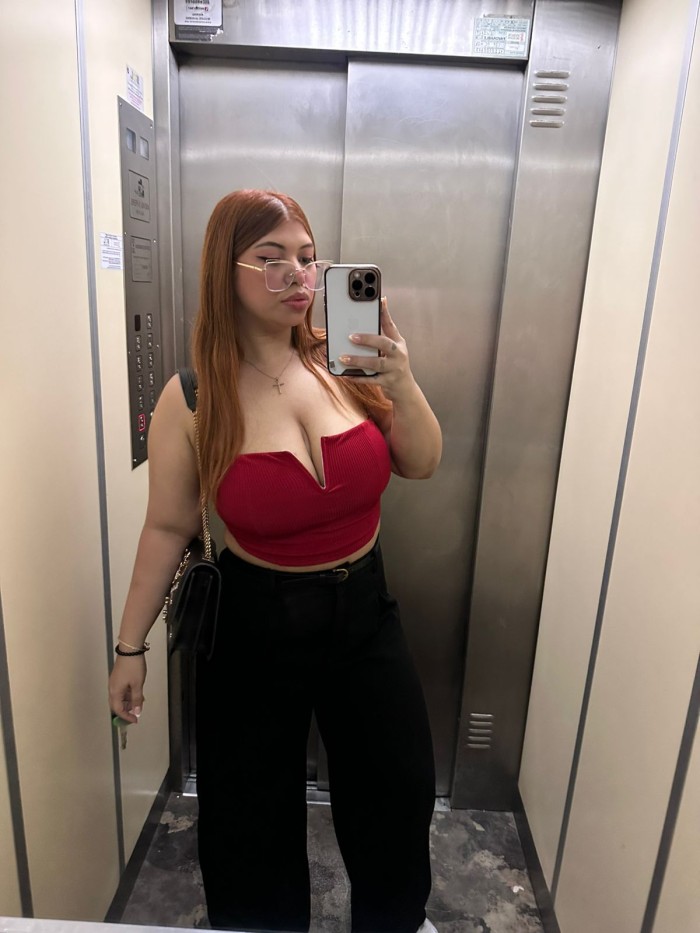 CANDENTE LATINA SEXY Y DIVERTIDA … VIA JULIA