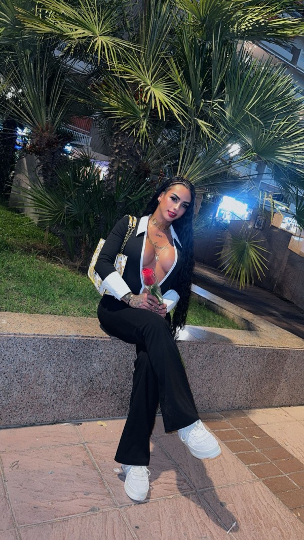 Trans lechera vergona y fiestera en Fuengirola