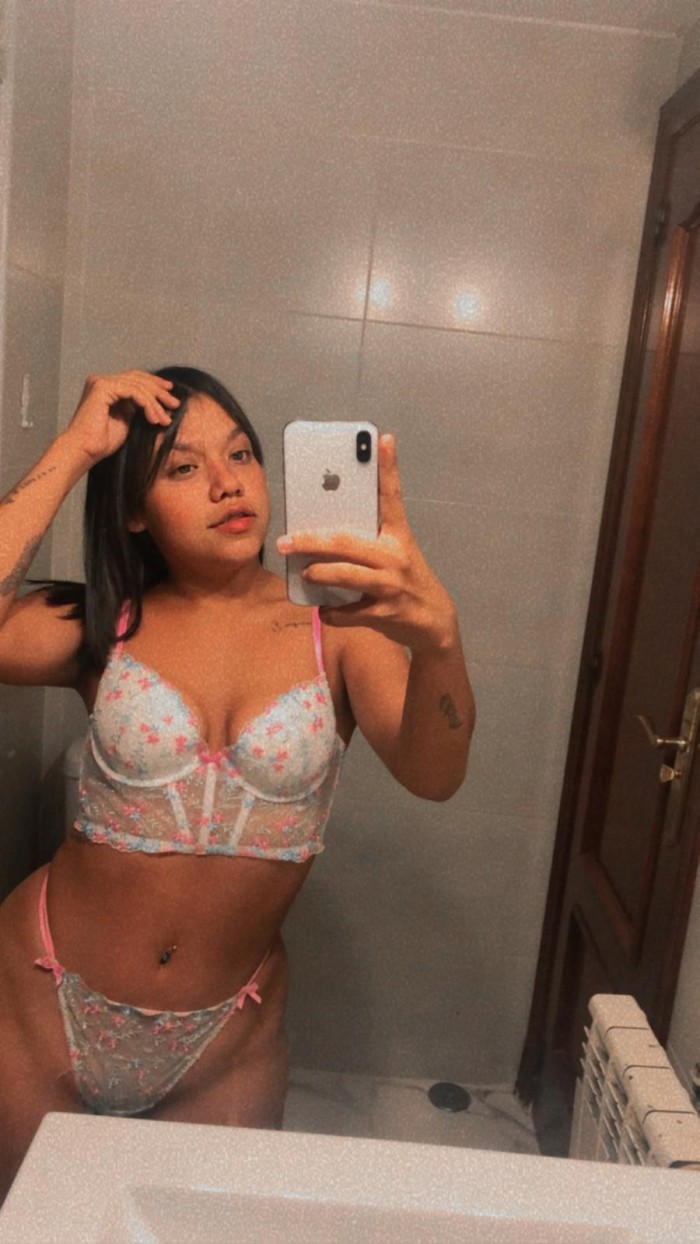 LATINA MUY GUARRA EN LEGANES