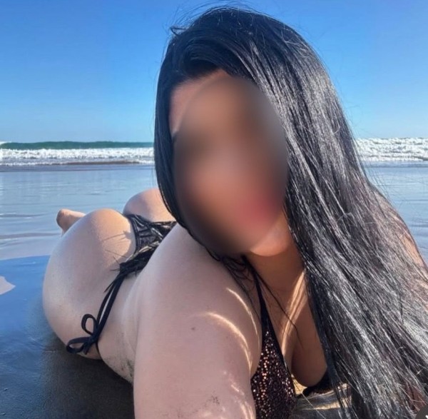 Paula dispuesta a entregada ardiente inolvidable