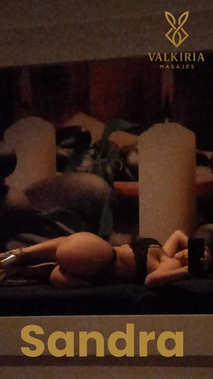 631326996 Sandra TU REINA Y MASAJISTA EROTICA
