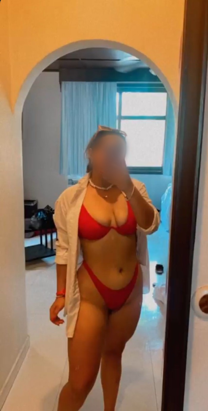 novedad hermosa latina