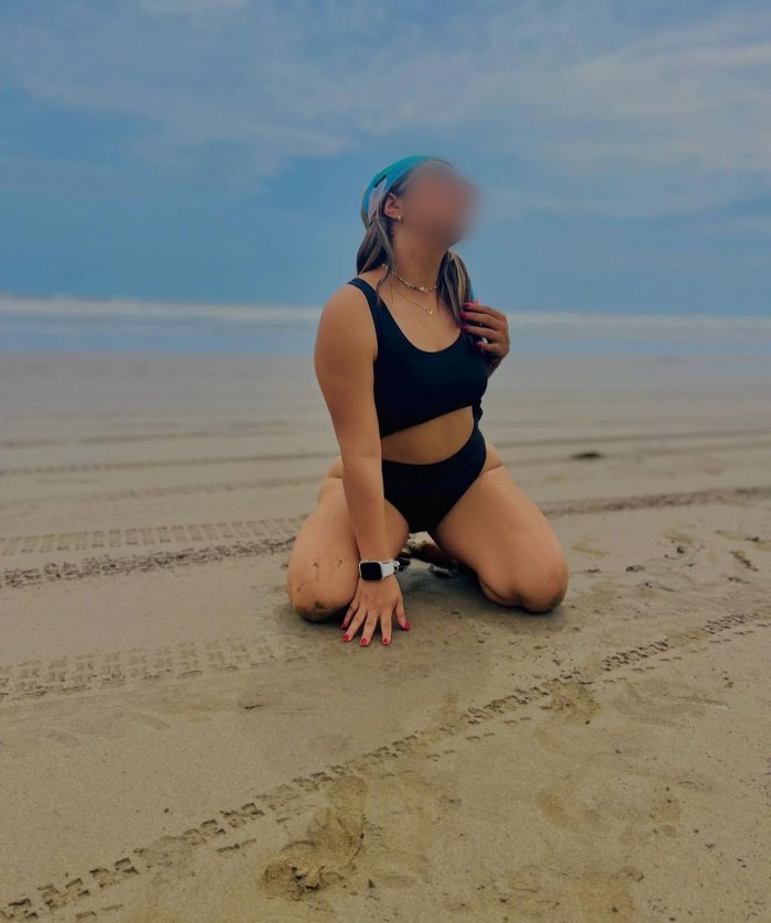 novedad hermosa latina