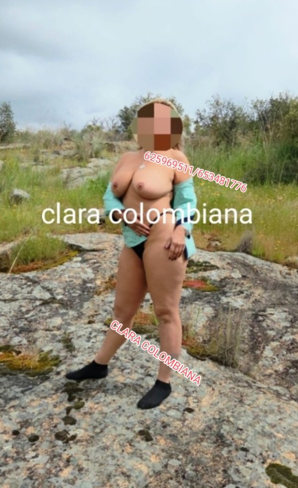 Elegante divertida sexy madurita rubia clara