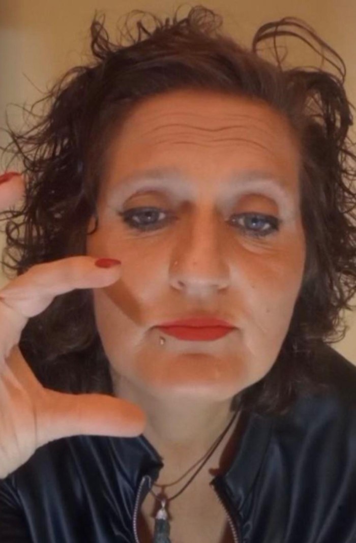 AMA VANESA VIDEOLLAMADAS FETICHES HUMILLACIÓN TELEFÓNICA VIDEOLLAMADAS