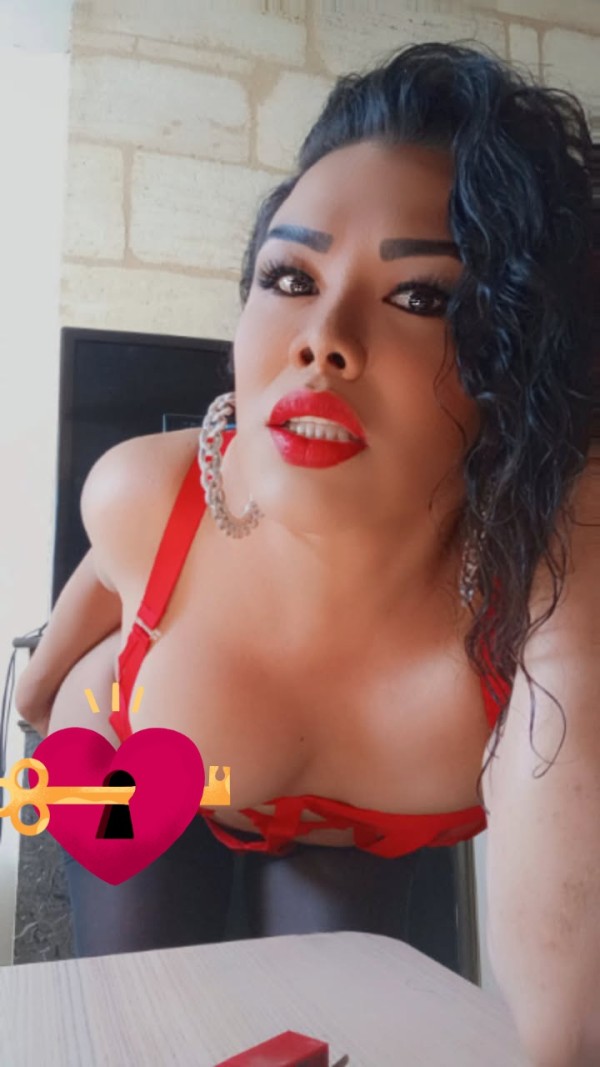 Bella eh Insaceable latina maja y Cachonda Guarra a Tope